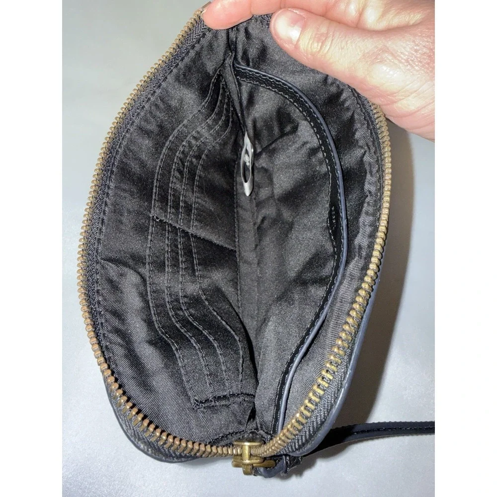 Fossil Sofia Leather Wristlet Clutch BlackPebbled  Zip Casual Travel Wedding